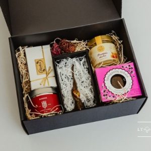 Reprezentacinių lietuviškų produktų dovanų rinkinys 1